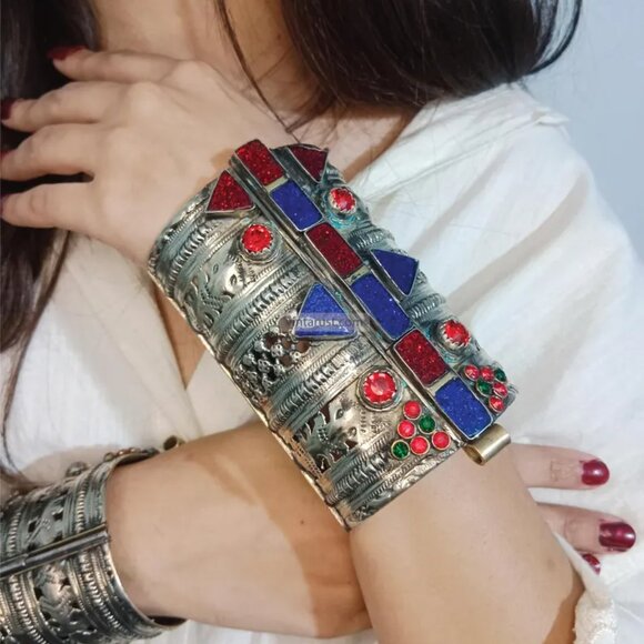 single  cuff  Afghan Vintage Handcuff, Cuff Bracelet, Boho Style, Boho Jewelry, - Picture 3 of 13